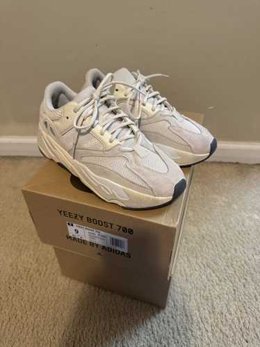 Adidas × Yeezy Season Yeezy Boost 700 Analog