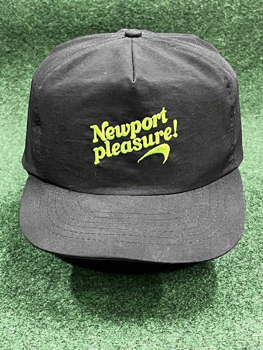 Snap Back × Streetwear × Vintage 80s Newport Snap… - image 1