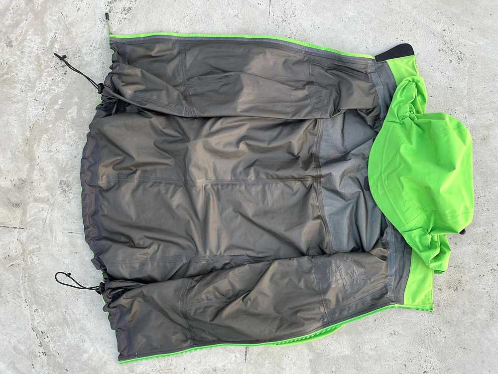 Arc'Teryx × Goretex × Outdoor Life Arc'terxy Beta… - image 9