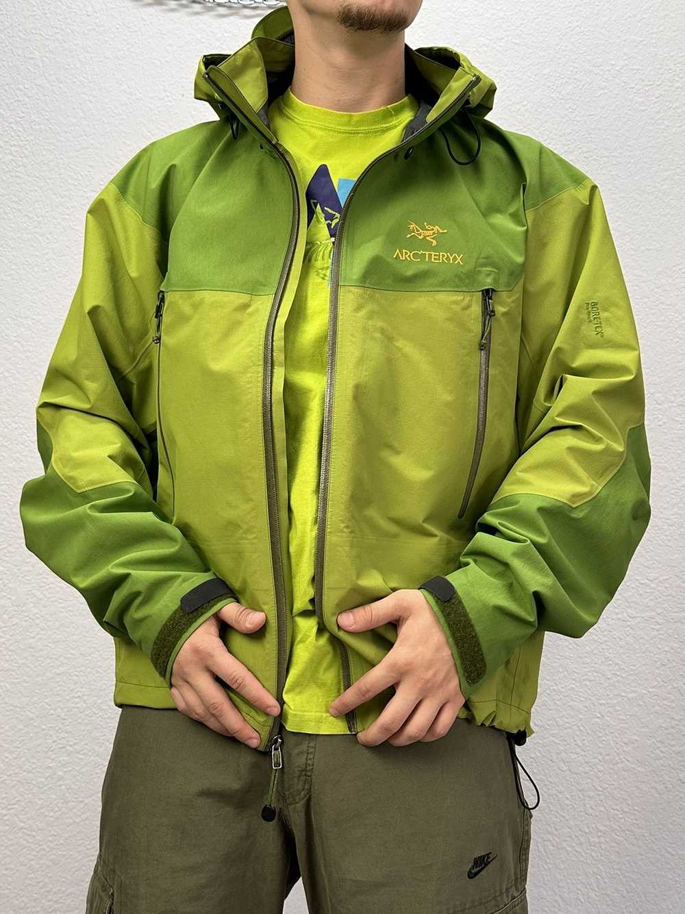 Arc'Teryx × Outdoor Life × Vintage Arcteryx Hype … - image 3