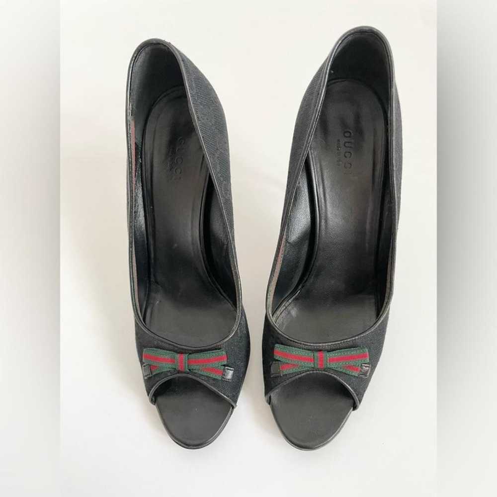 Gucci Cloth heels - image 4