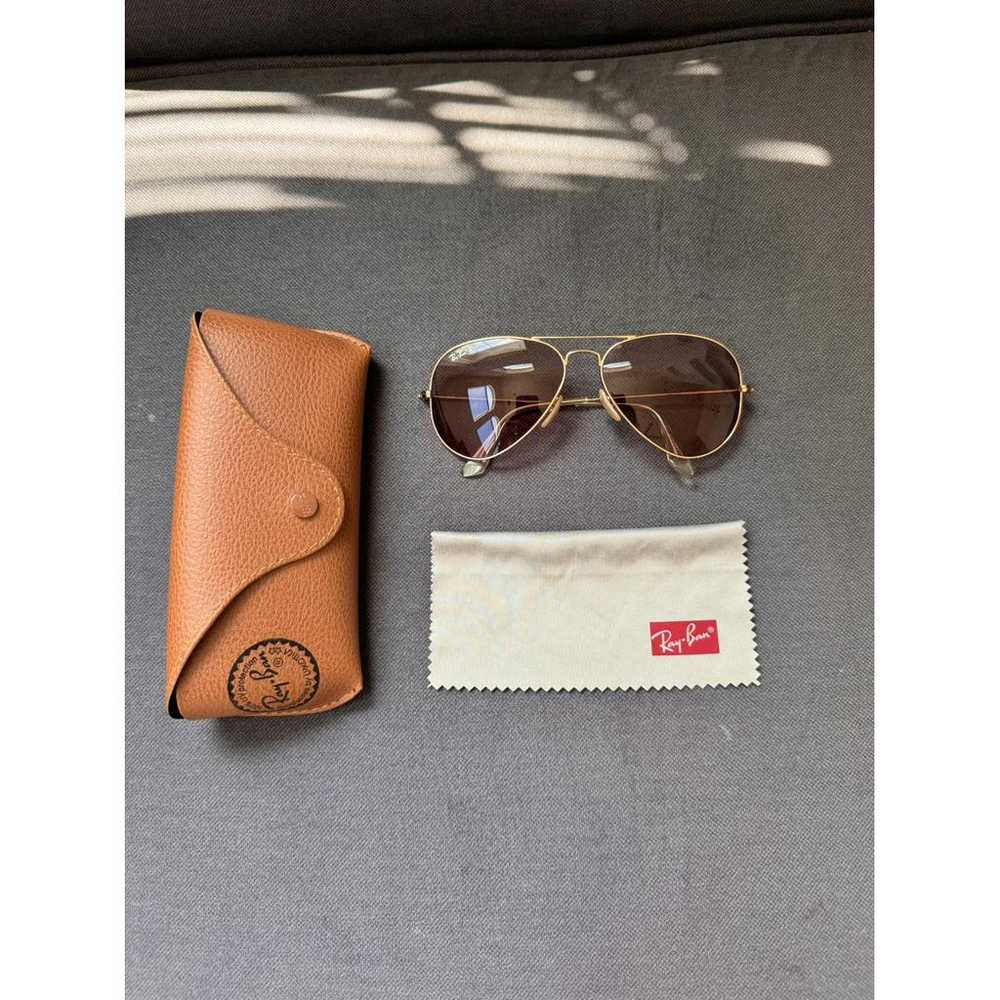 Ray-Ban Aviator sunglasses - image 6