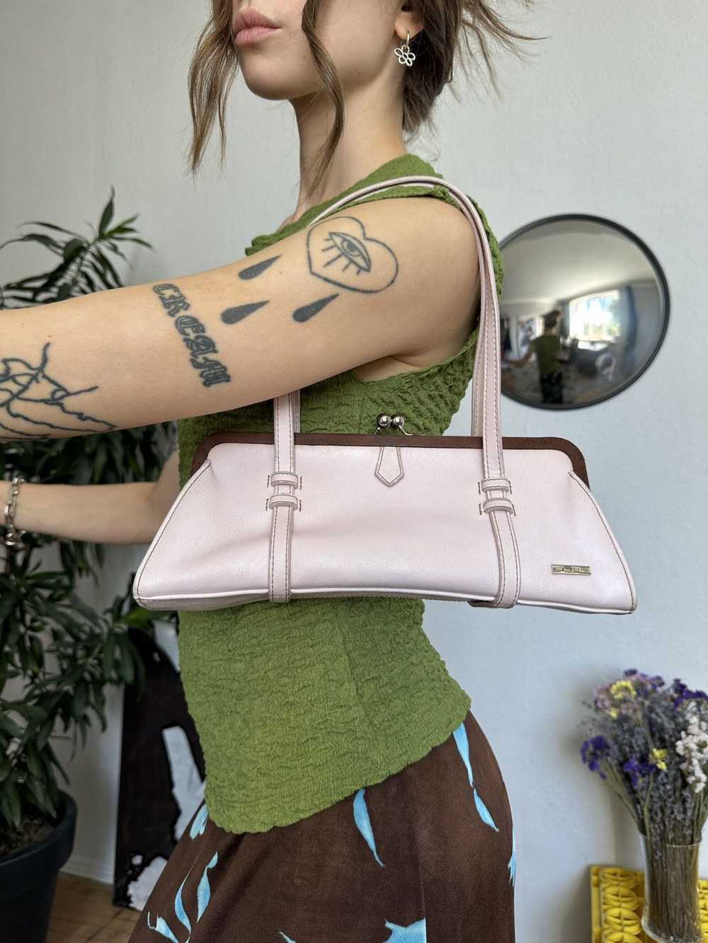 Avant Garde × Bag × Vintage Pure Baby Pink Vintag… - image 2