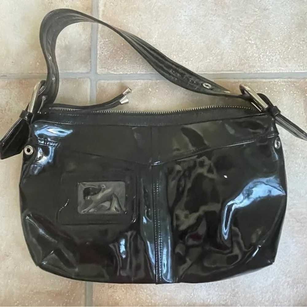 Vintage GAP black patent leather, hobo, shoulder … - image 3