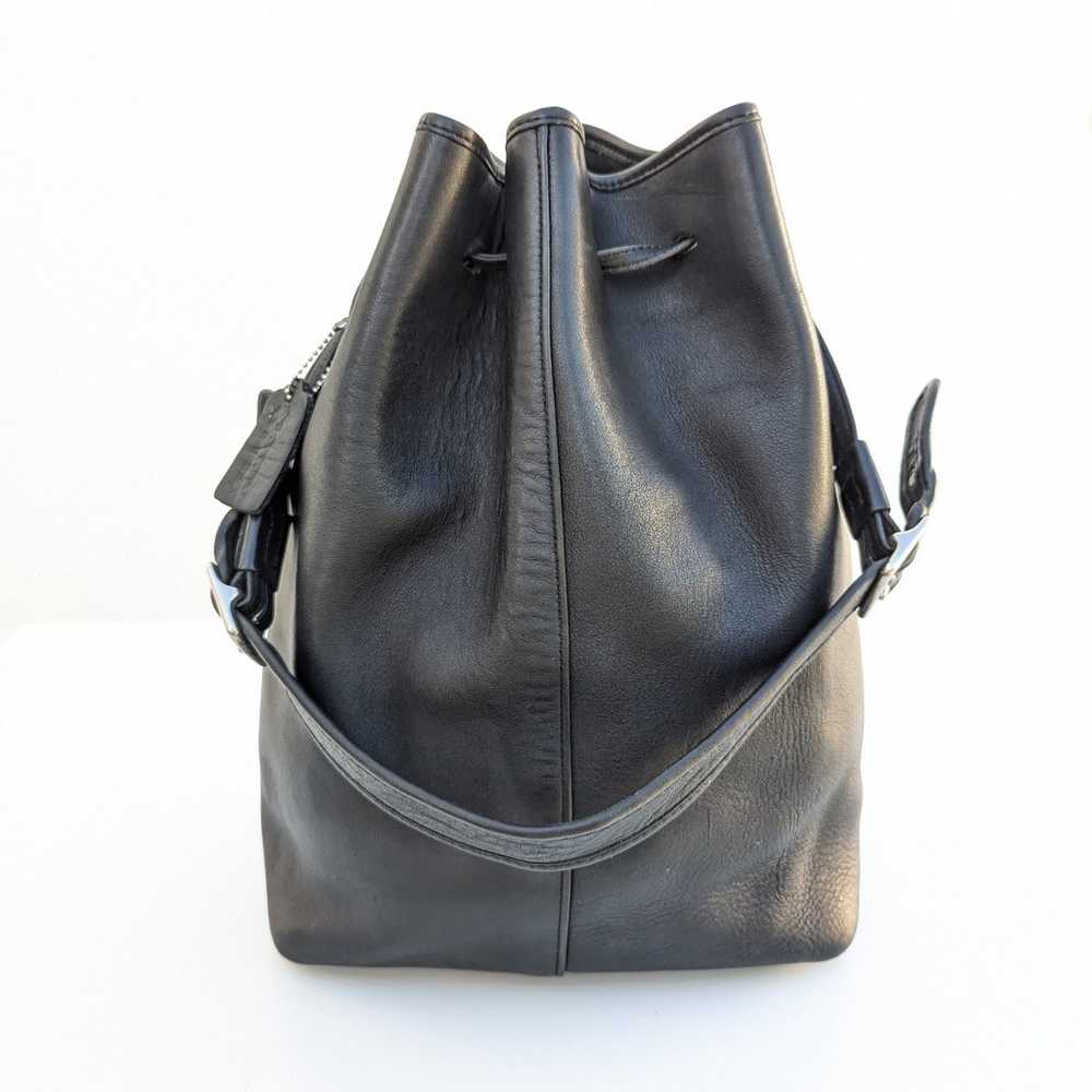 COACH VINTAGE WOMEN'S LEATHER SHOULDER BAG - image 2