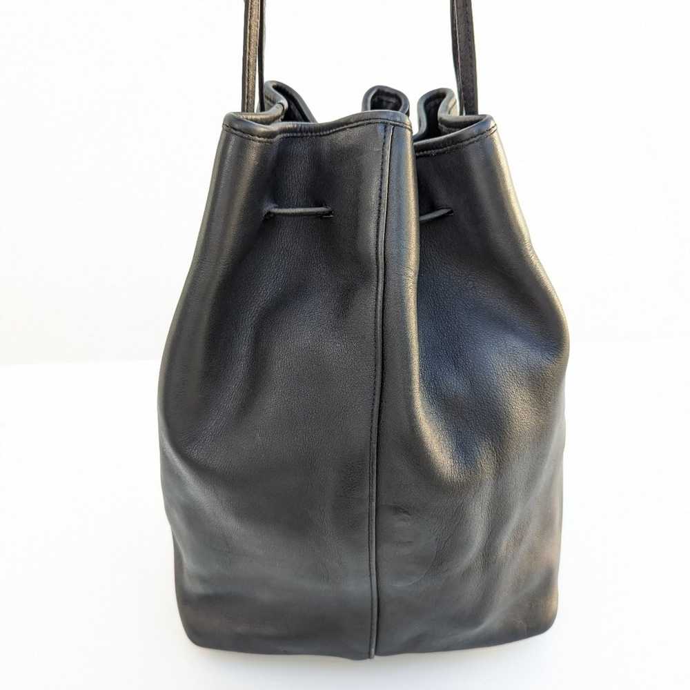 COACH VINTAGE WOMEN'S LEATHER SHOULDER BAG - image 4