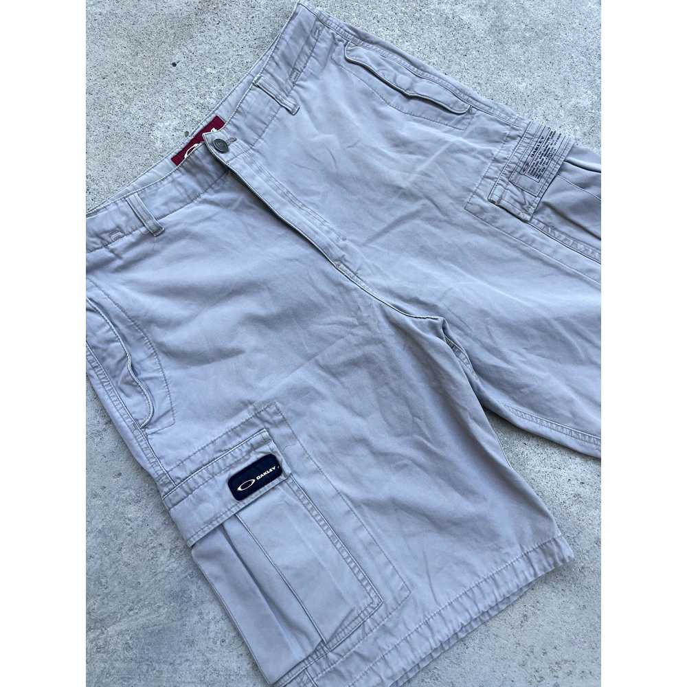 Oakley Oakley Cargo Shorts Light Gray Utility Tec… - image 2