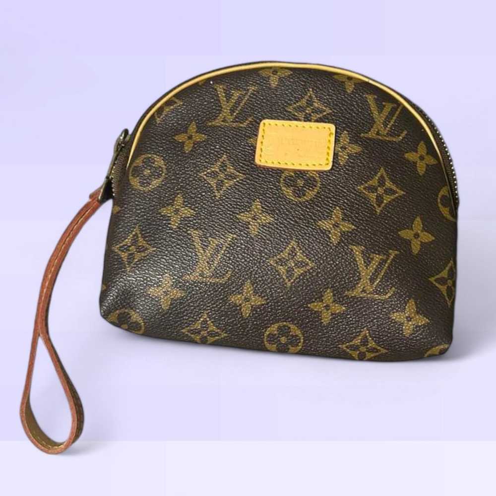 Vintage Authentic 1970s Louis Vuitton Cosmetic Ca… - image 6