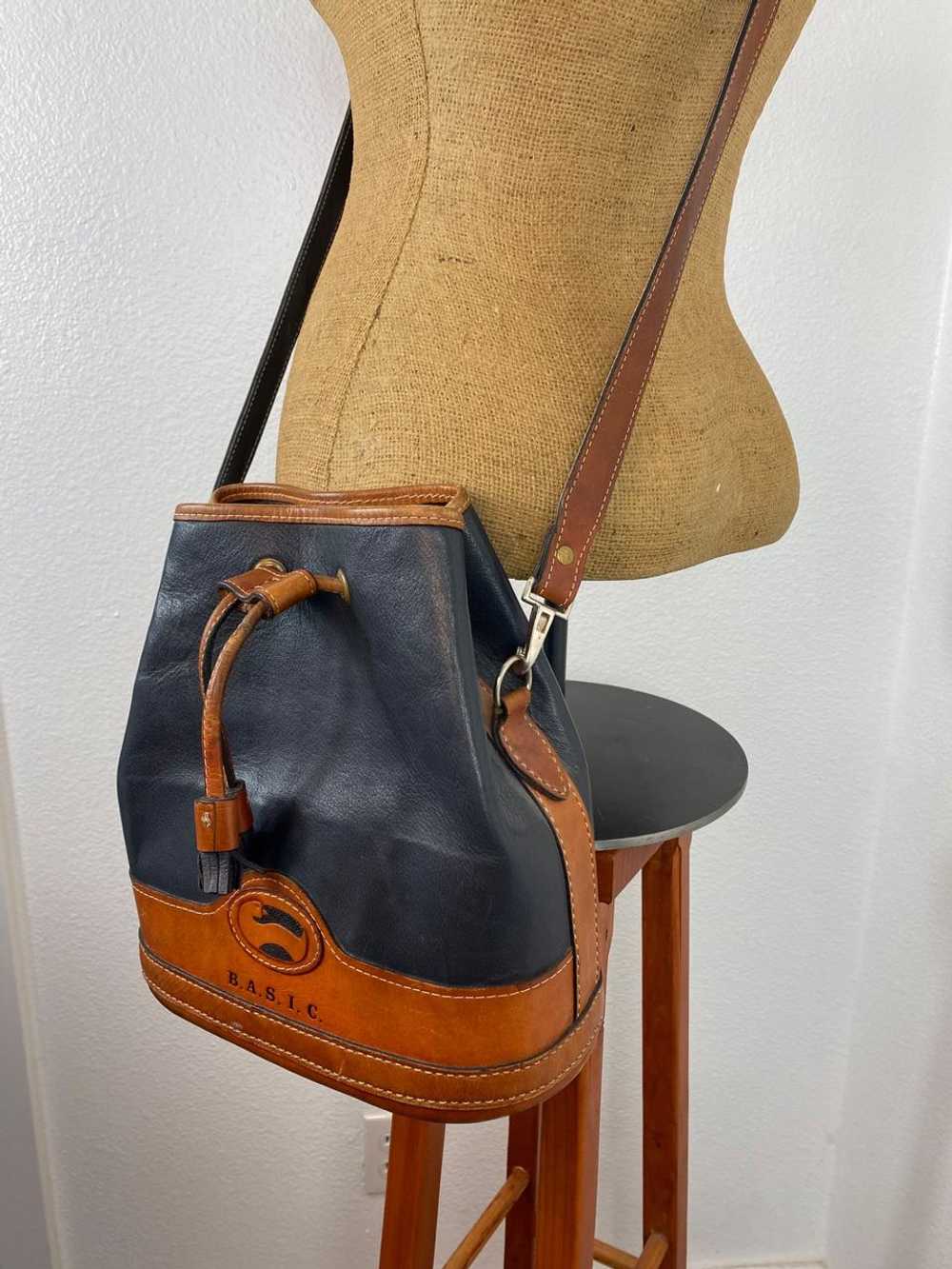 B.A.S.I.C. Vintage Classic Leather Bucket Bag |… - image 2