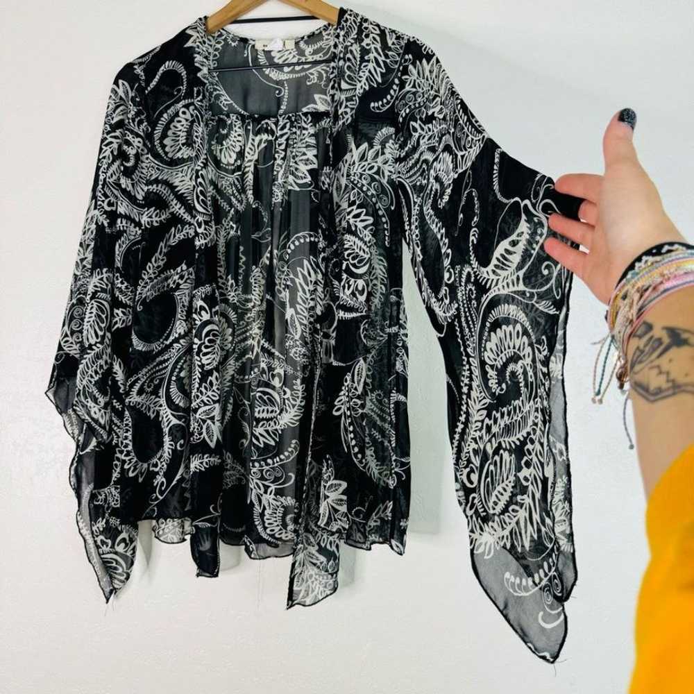 One World | black and white paisley print kimono … - image 2