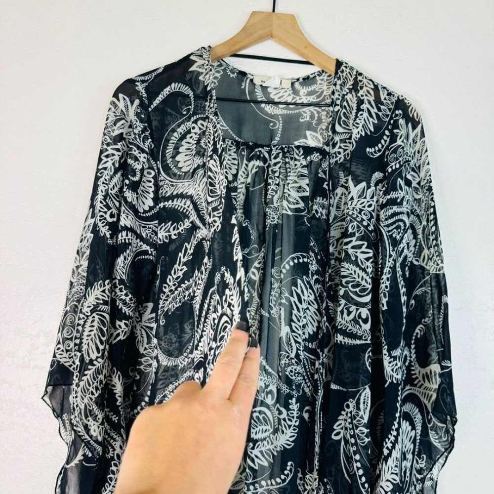 One World | black and white paisley print kimono … - image 3