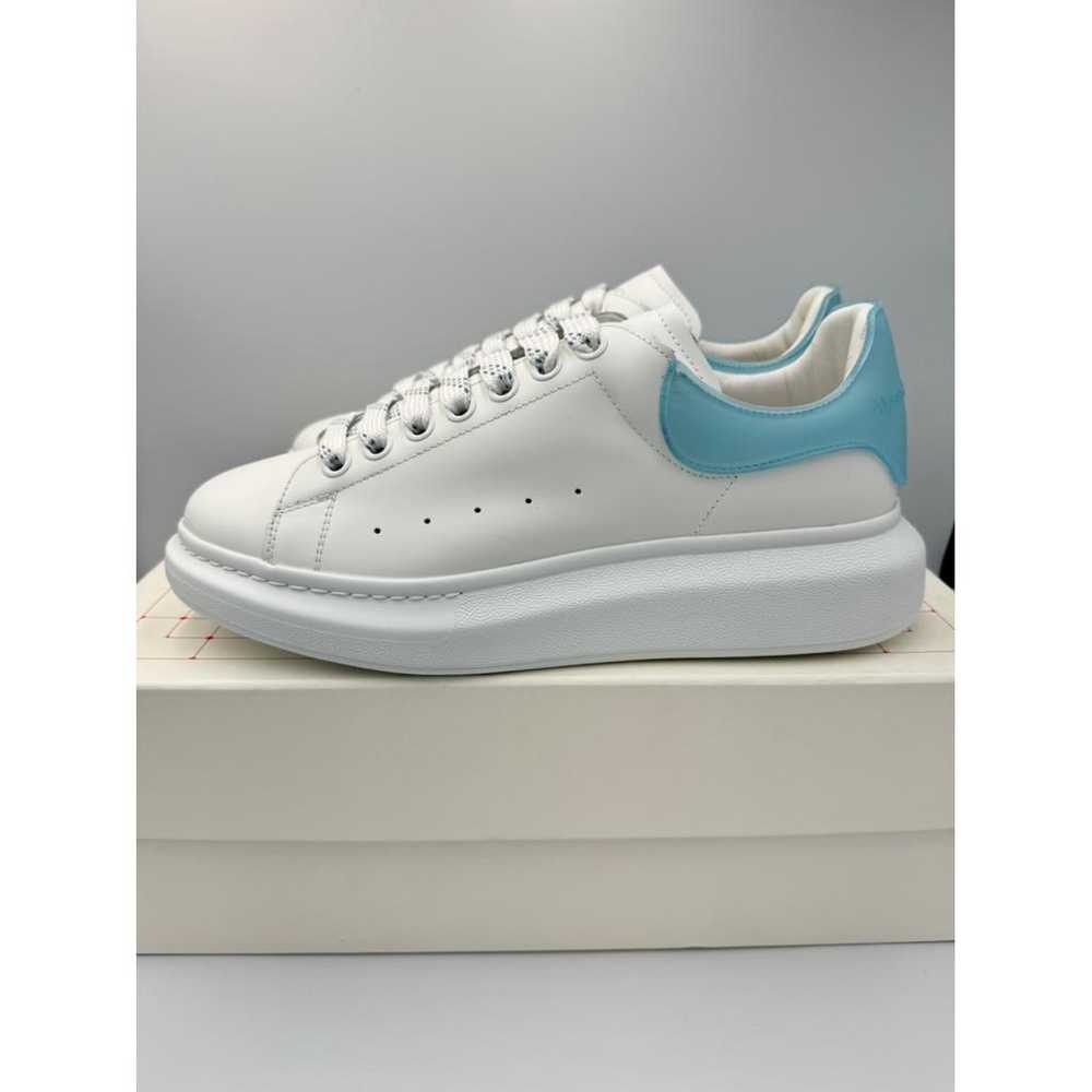 Alexander McQueen Oversize leather low trainers - image 10