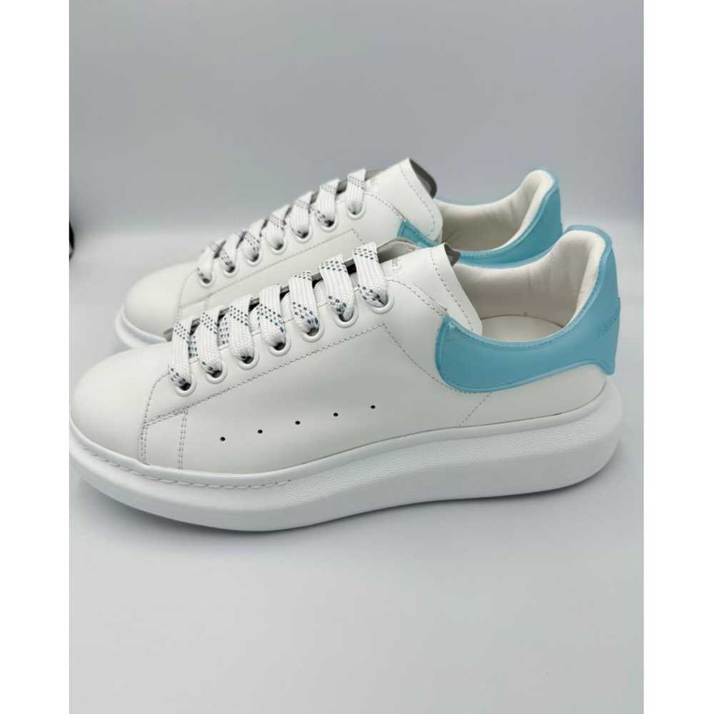 Alexander McQueen Oversize leather low trainers - image 3