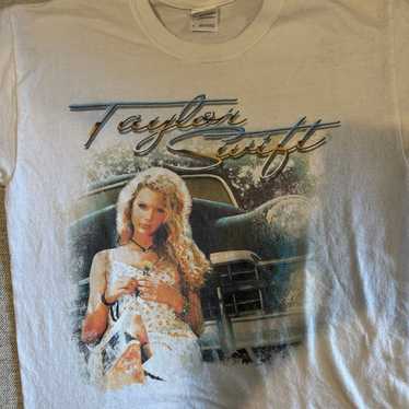 RARE 2007 TAYLOR SWIFT CONCERT TSHIRT newest