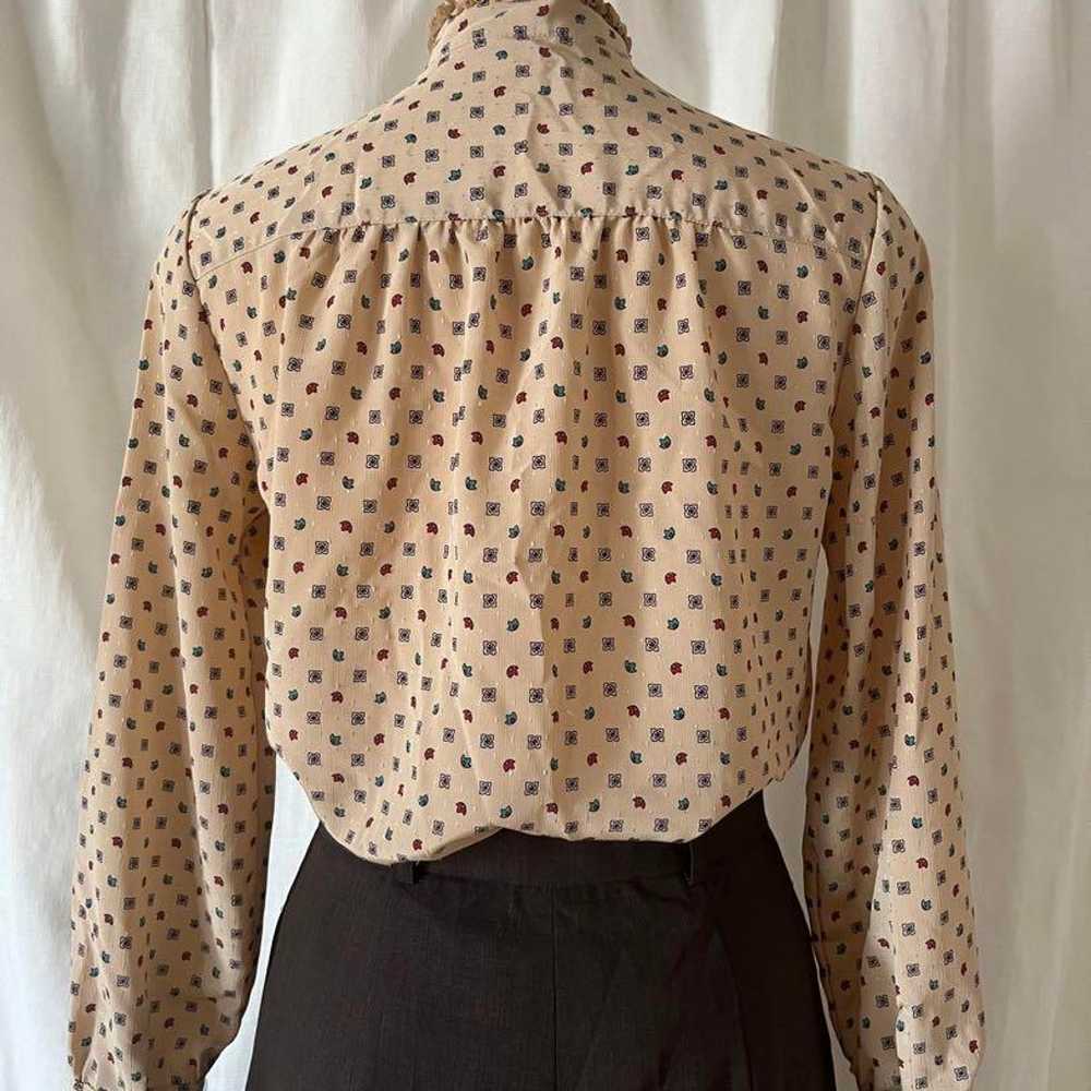 Frill blouse, long sleeve, polka dot pattern, ret… - image 9