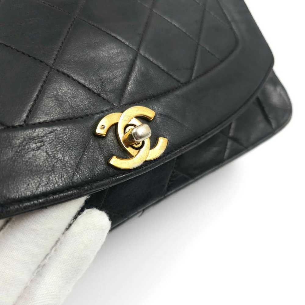 Chanel Diana leather crossbody bag - image 5