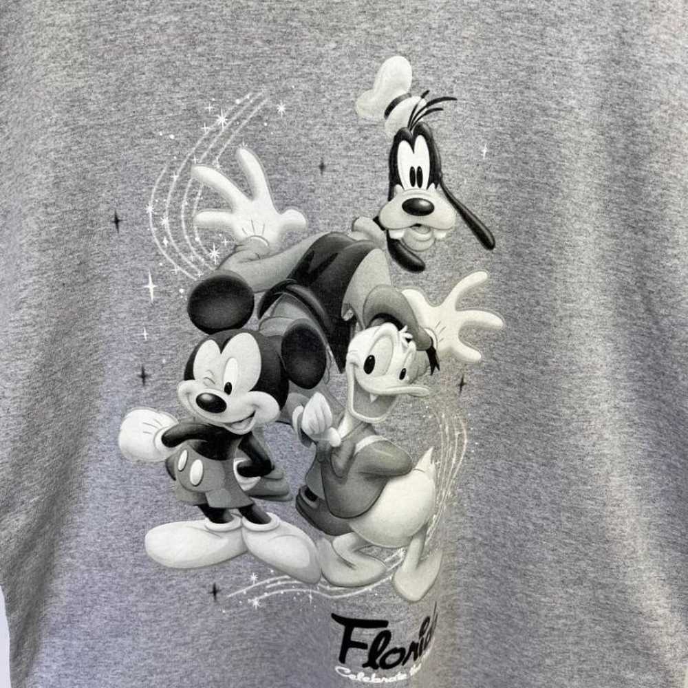 Vintage Disney Mickey and Friends Print T-shirt M… - image 2