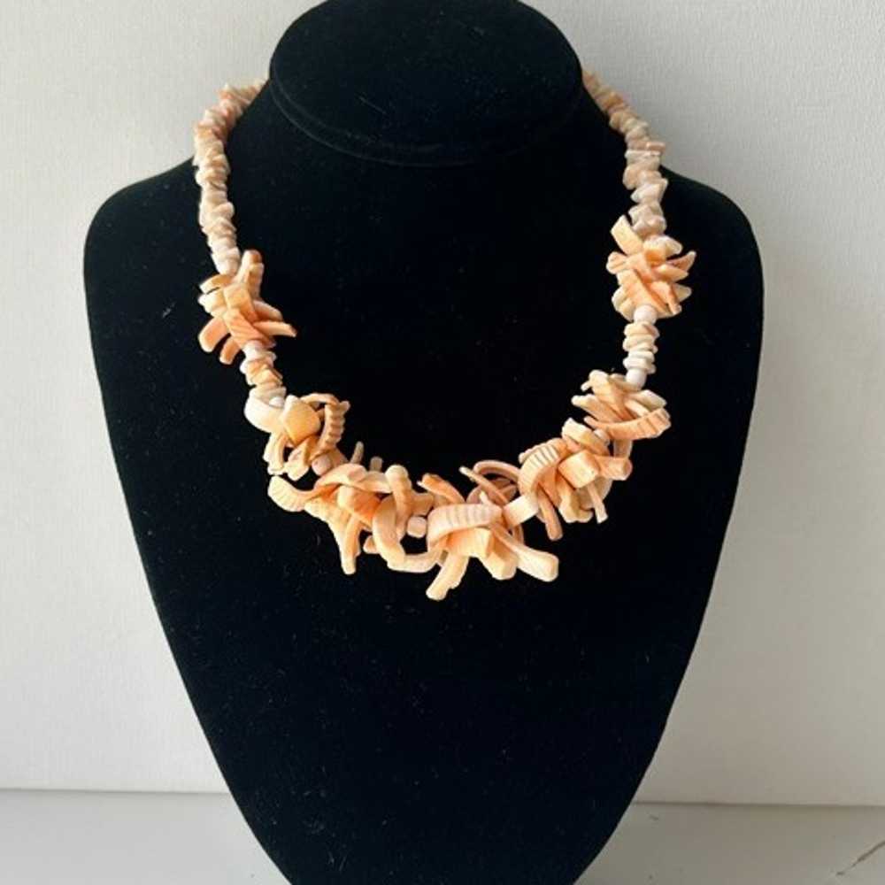 Vintage Peach Puka Shell Choker Necklace - image 1