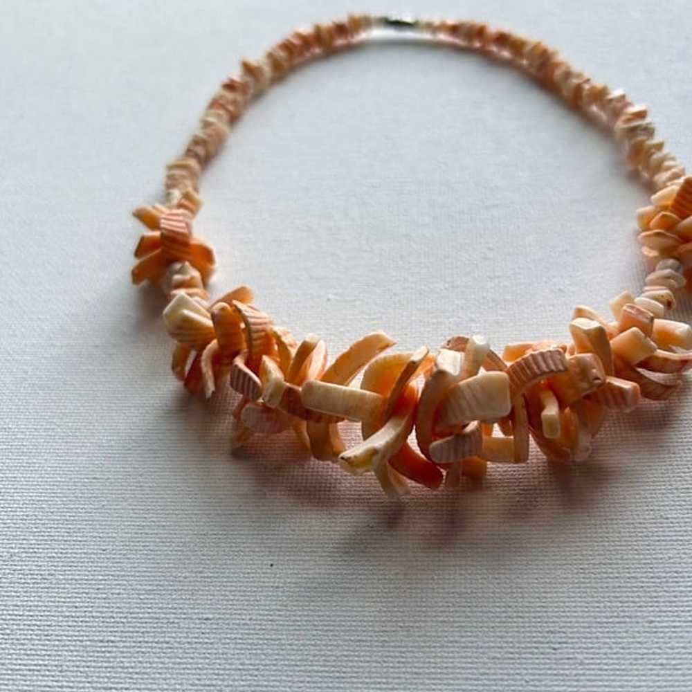 Vintage Peach Puka Shell Choker Necklace - image 5