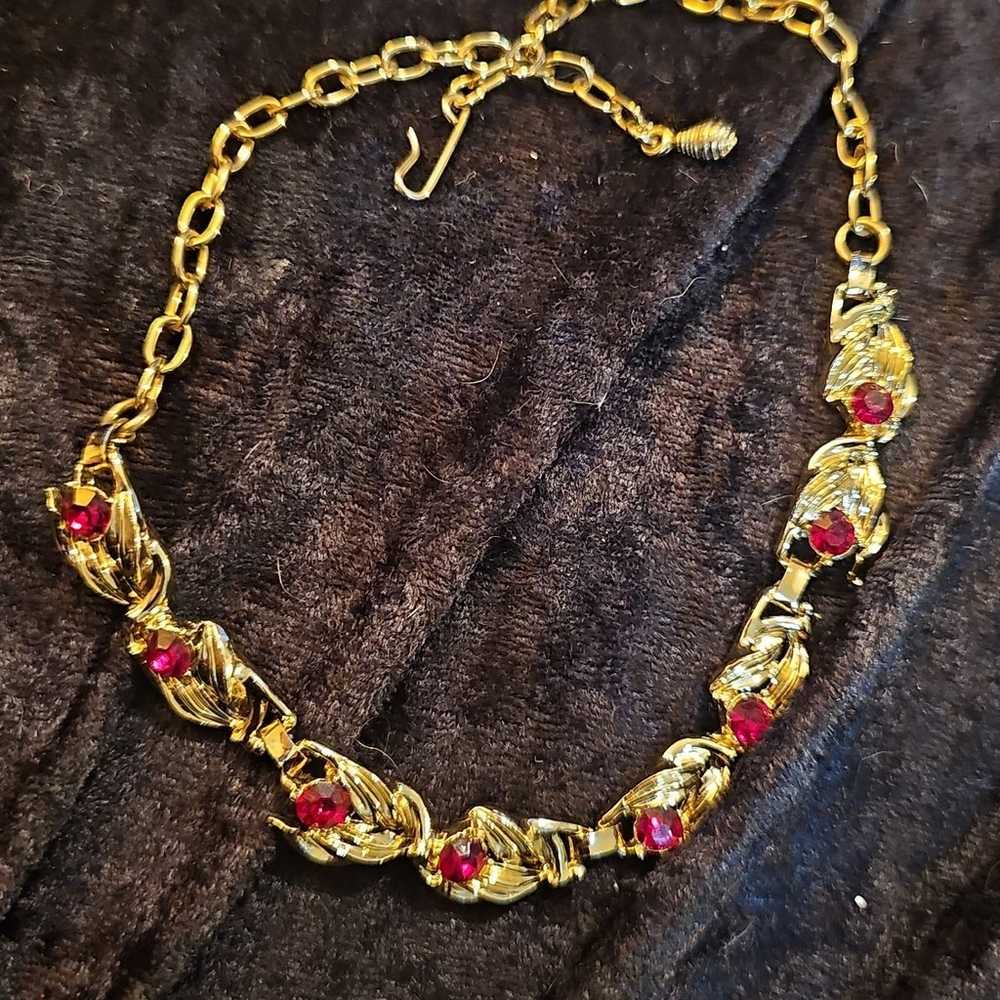 Vintage 1960s coro red rhinestone necklace beauti… - image 1