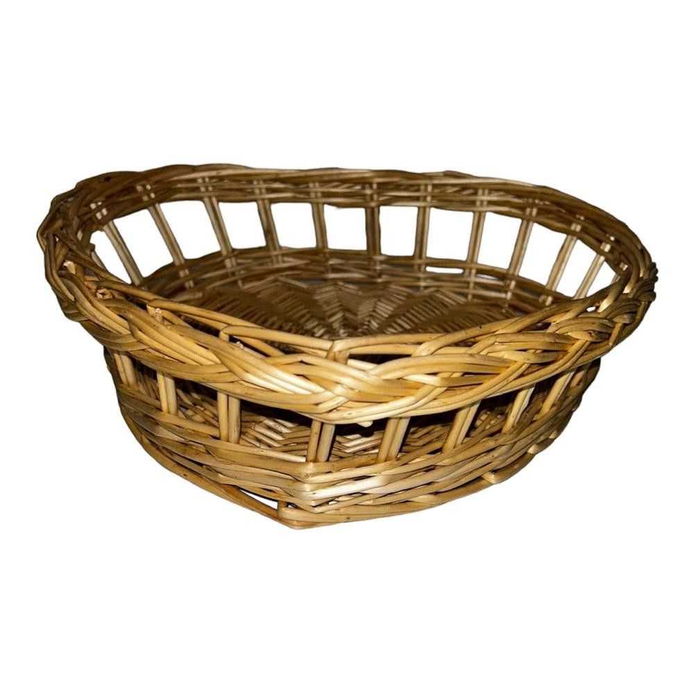 Designer Heart Shaped Wicker Basket - image 4