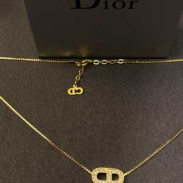 Christian Dior accessory necklace Christian Dior.