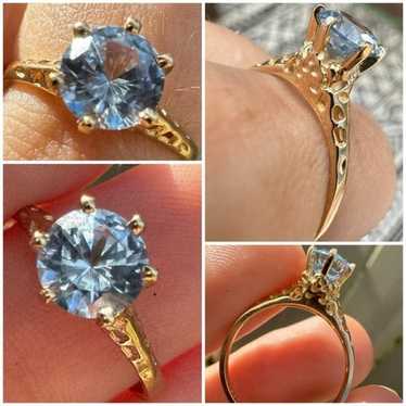 Popular vintage solid 10k gold genuine aquamarine ring