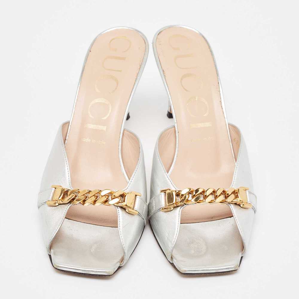 Gucci Silver Leather Sylvie Chain Detail Mules 39… - image 2