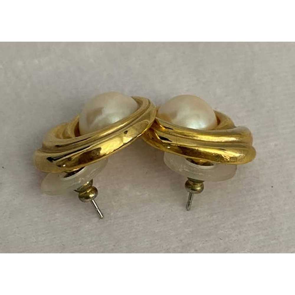 Vintage 1980s 1990s Faux Pearl & Gold Tone Pierce… - image 3