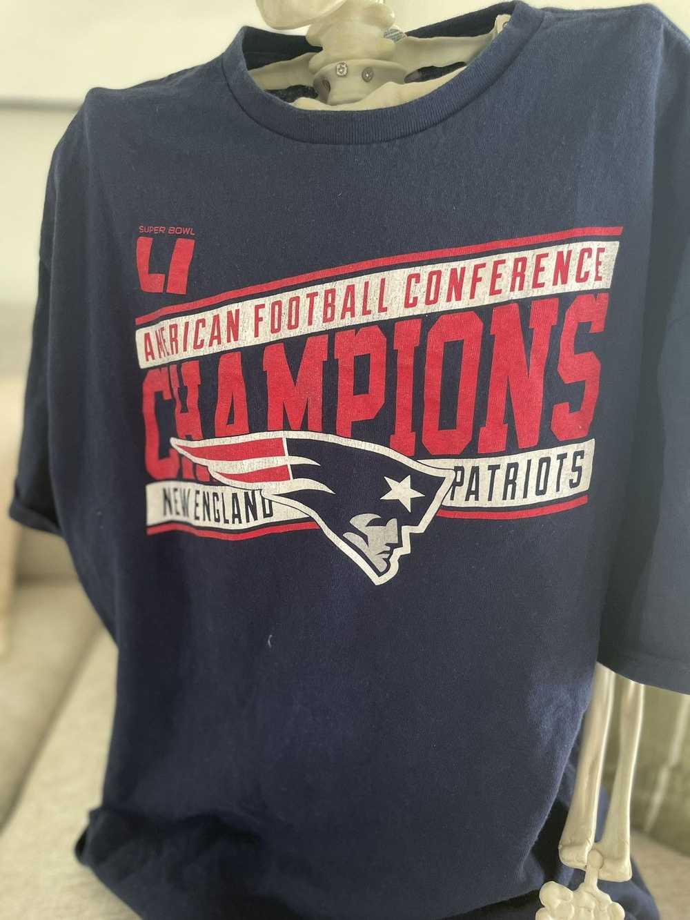 NFL New England Patriots Super Bowl LI Shirt - Si… - image 2