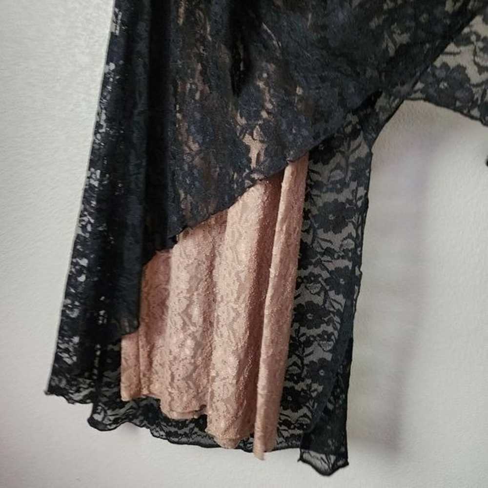 THE J. PETERMAN COMPANY Black / Tan Lace Dress Go… - image 10