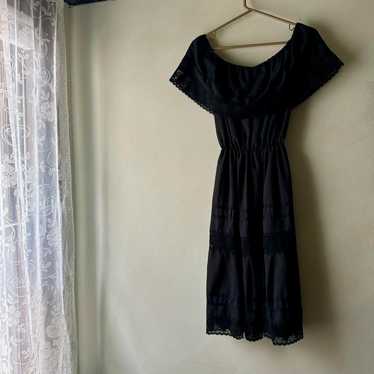 Black Cottagecore Style Midi Dress with Lace Detai