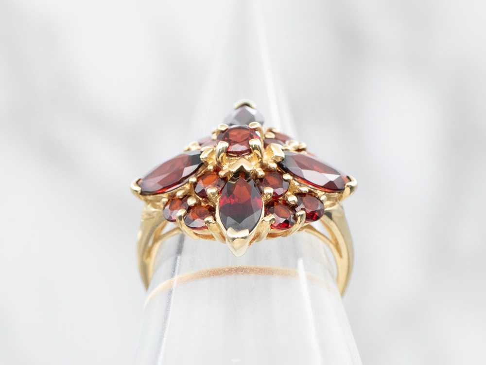 Vintage Gold and Garnet Cluster Ring - image 3