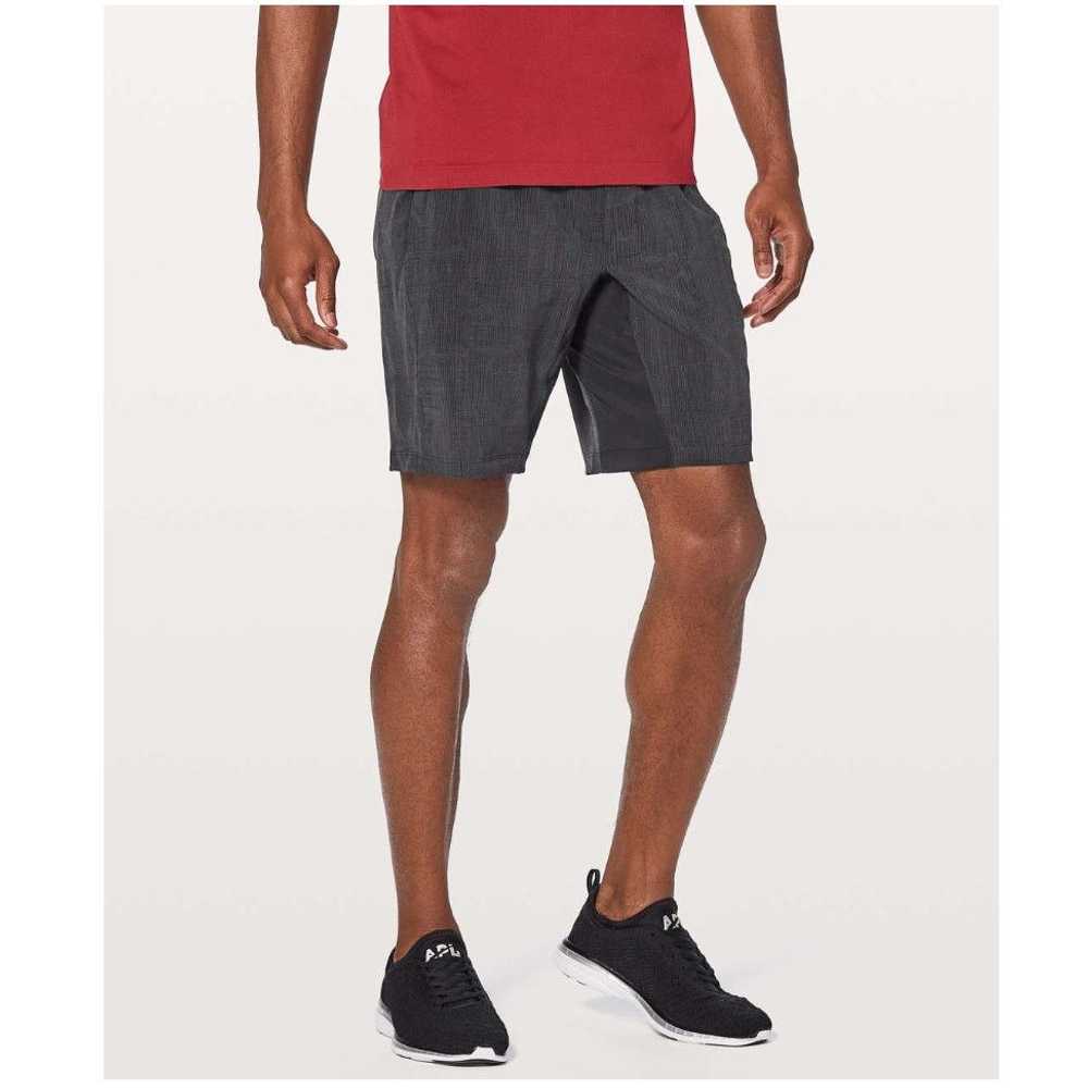 Lululemon Lululemon Men's T.H.E. Short 9" Linerle… - image 1