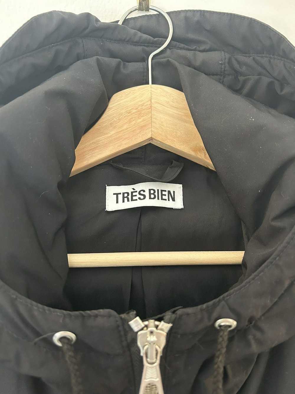 Tres Bien Très Bien - Climashield Jacket - image 2