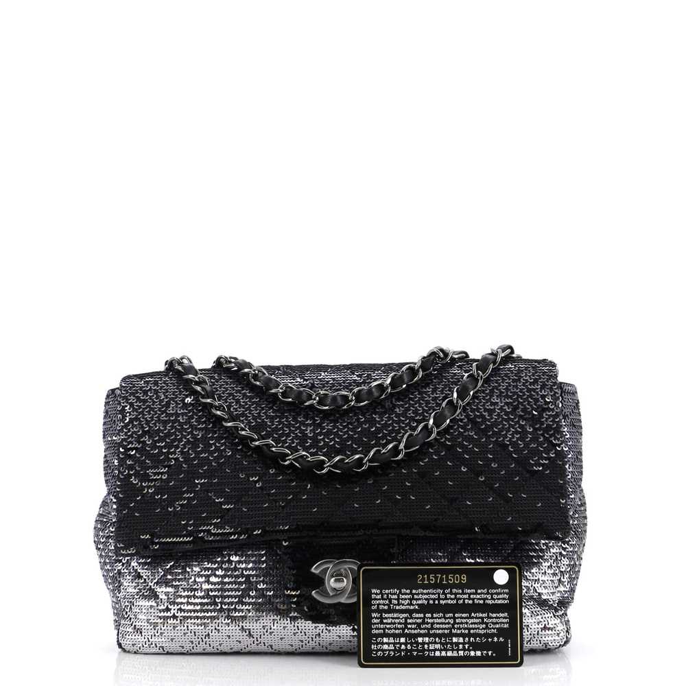 CHANEL CC Flap Bag Quilted Ombre Sequins Medium - image 2