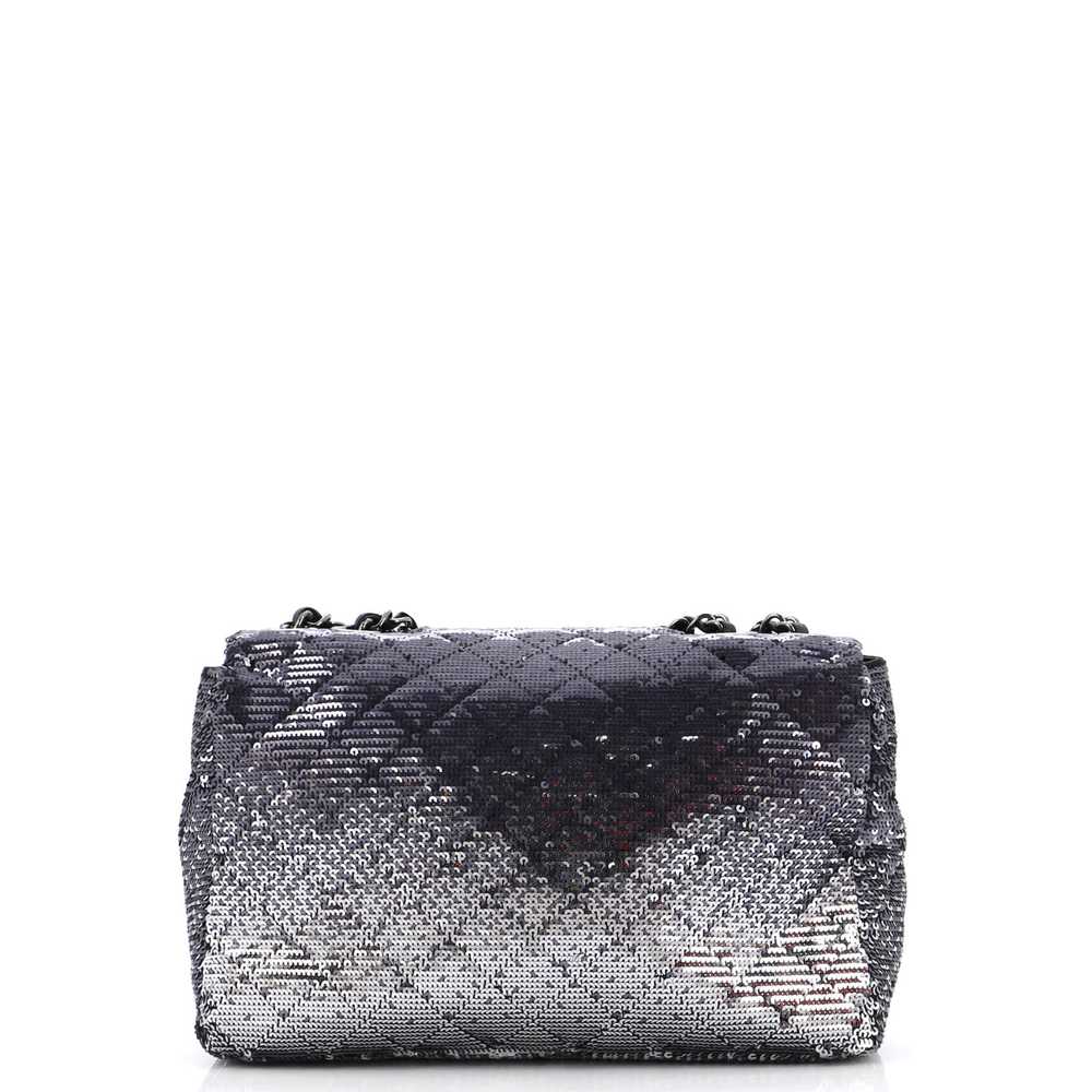 CHANEL CC Flap Bag Quilted Ombre Sequins Medium - image 4