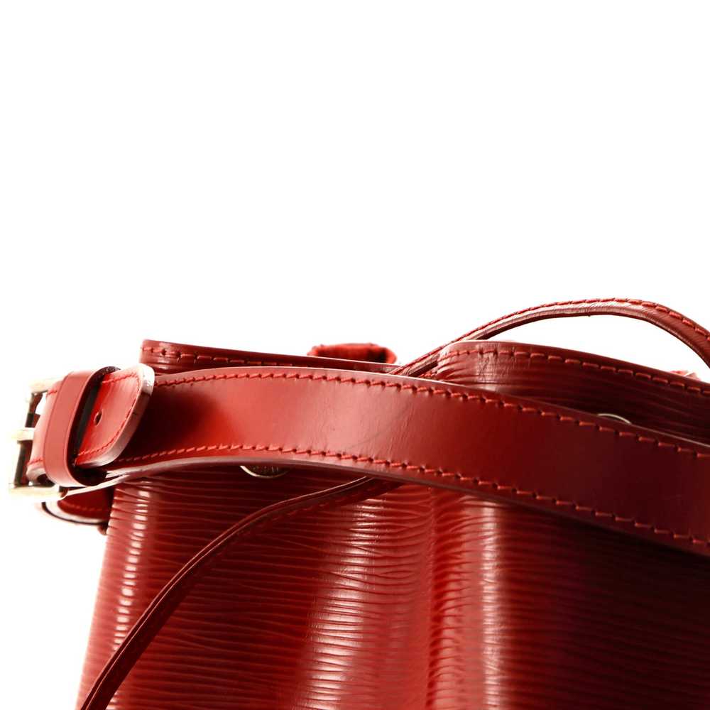 Louis Vuitton Petit Noe NM Handbag Epi Leather - image 8