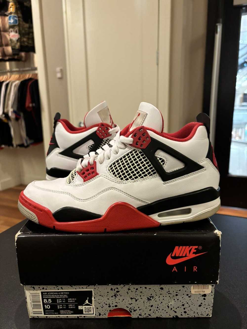 Jordan Brand Jordan 4 Retro Fire Red (2020) - image 1