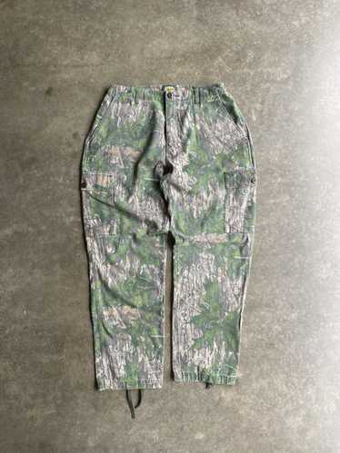 Camo × Streetwear × Vintage Y2K Cabela’s Mossy Oak