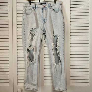 Aeropostale • Distressed Mom Jeans