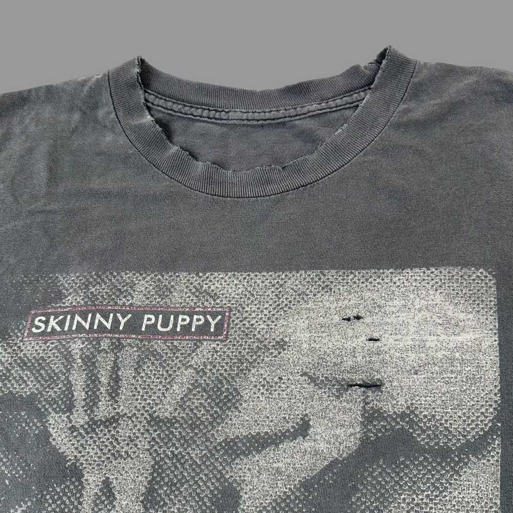 Band Tees × Vintage Vintage 2000 skinny puppy ban… - image 3