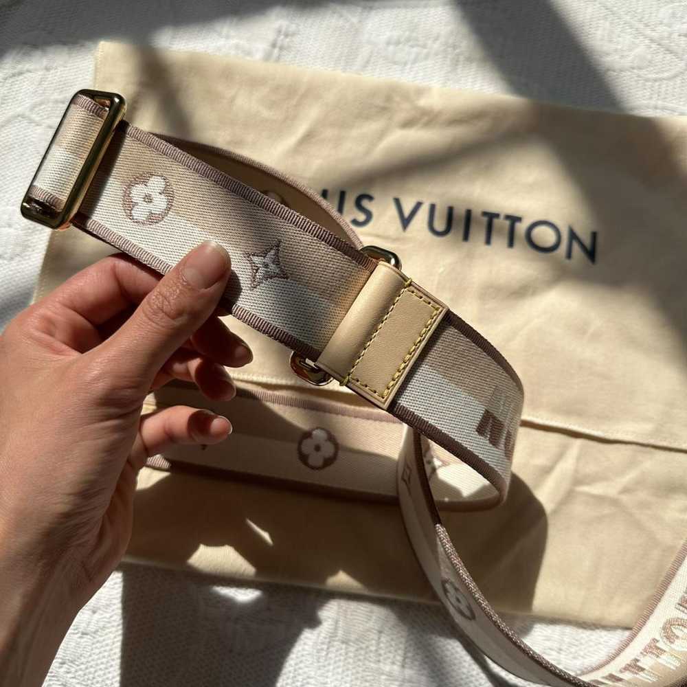 Louis Vuitton Leather purse - image 2