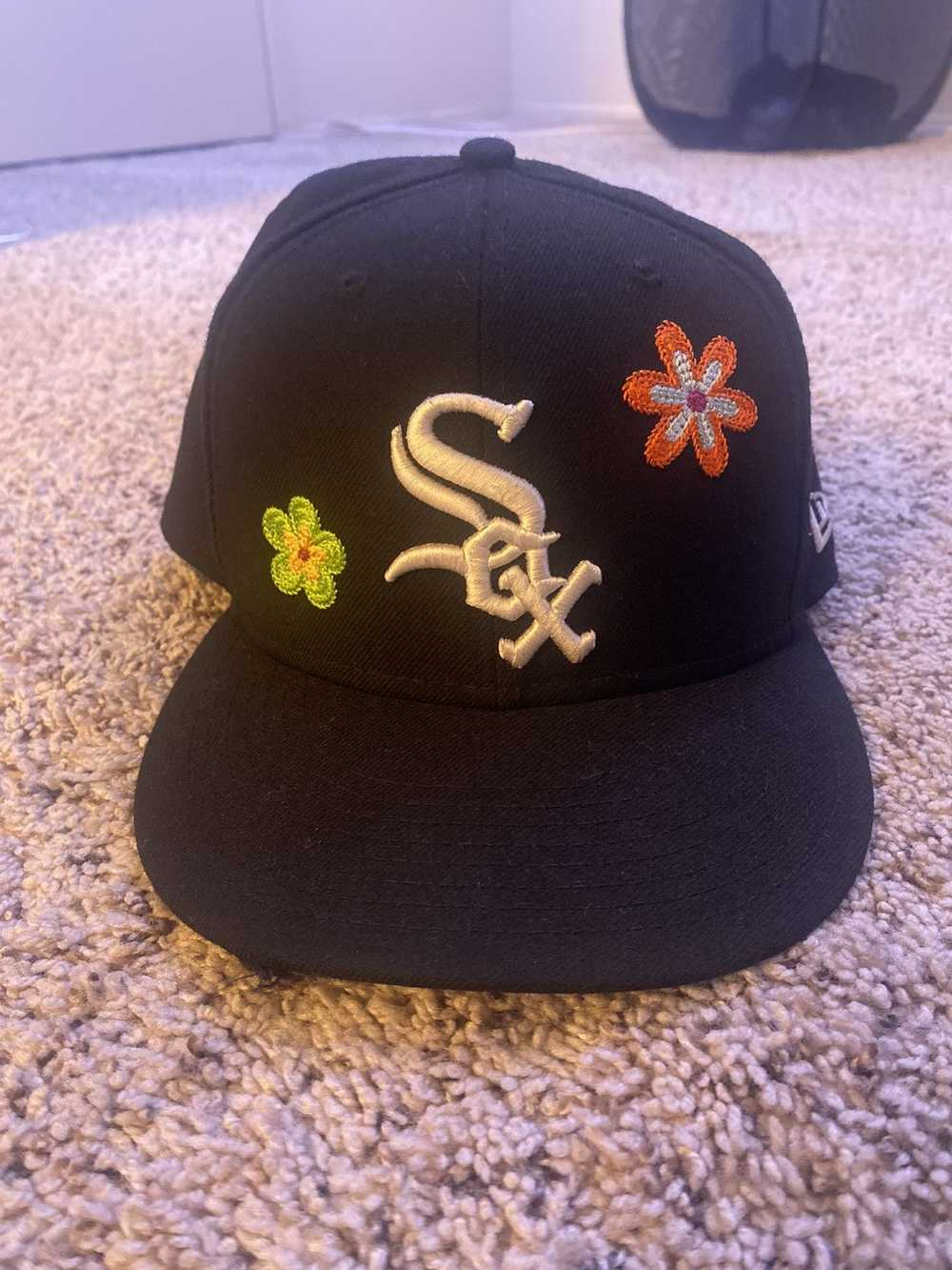 New Era Chicago whitesox flower patch hat - image 1