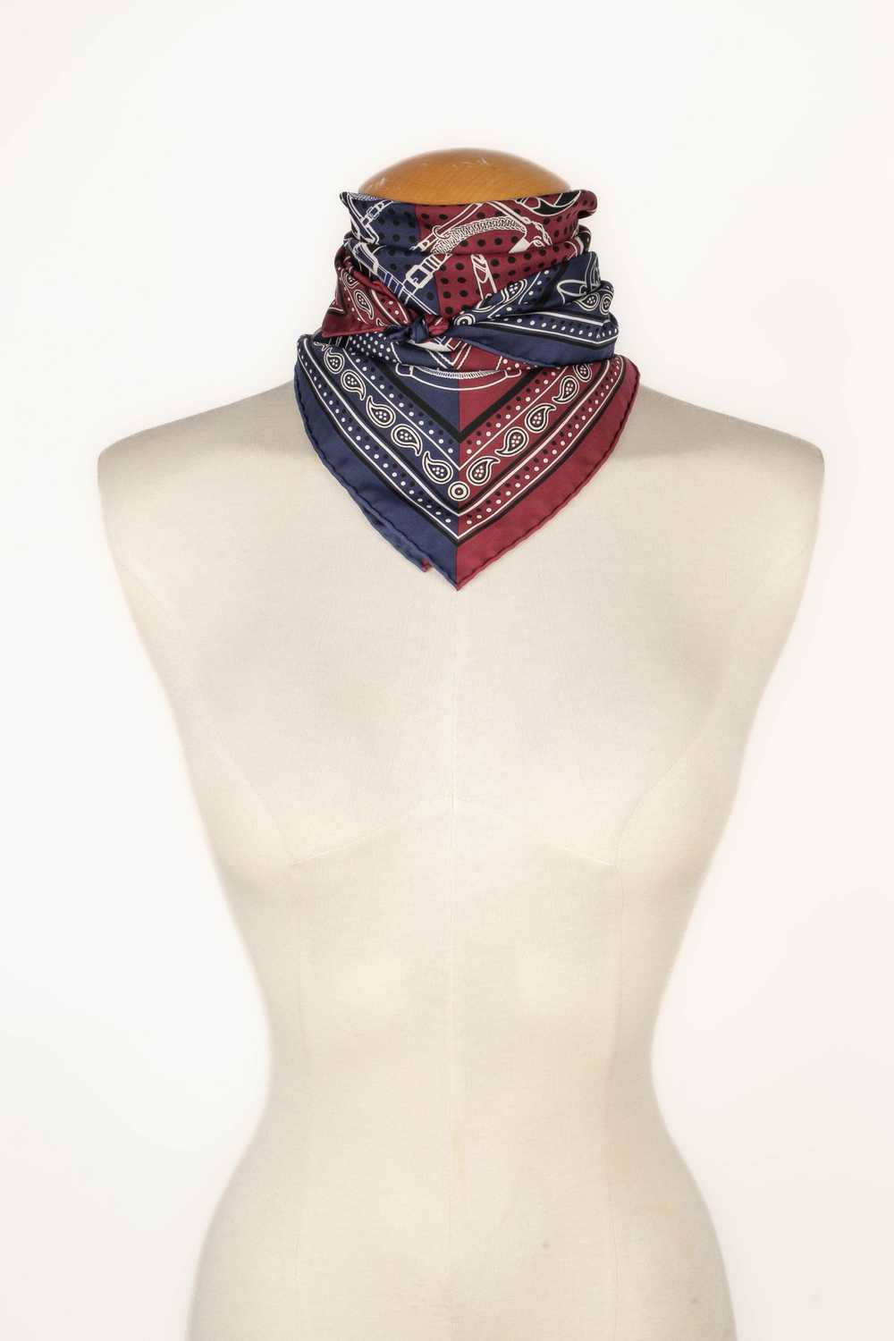 Carré / Bandana "Grand Manège" Hermès - image 2