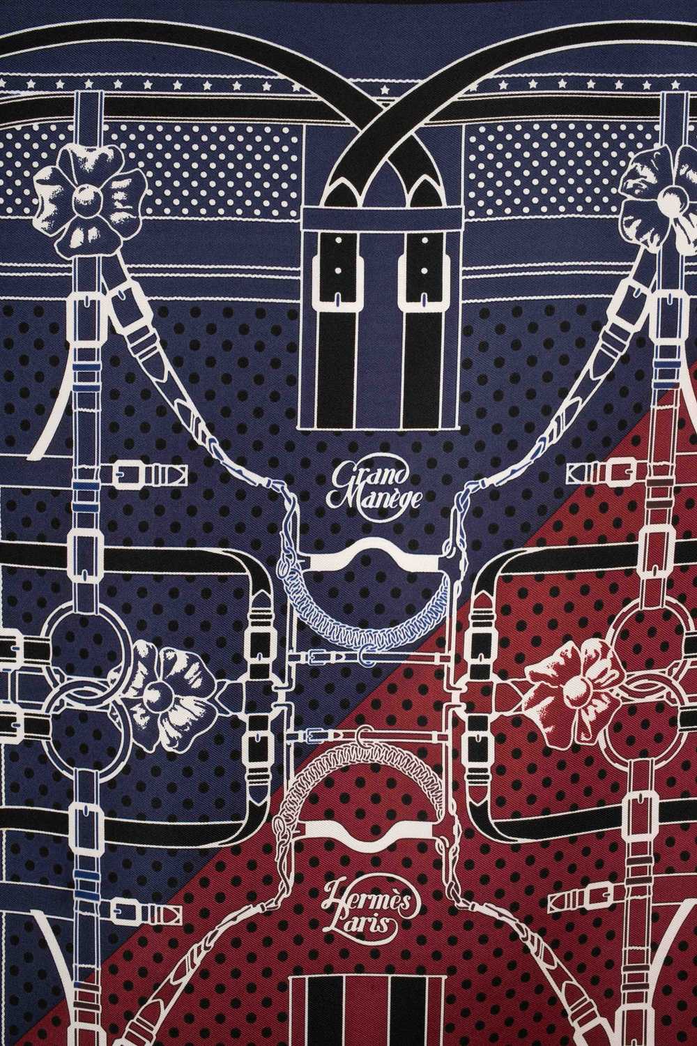 Carré / Bandana "Grand Manège" Hermès - image 4