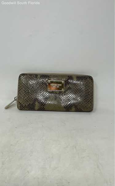 Michael Kors Womens Olive Green Black Wallet