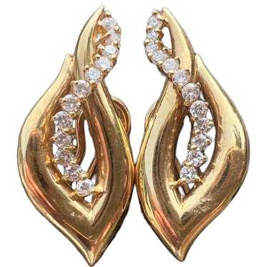 18K Yellow Gold Diamond Cluster Earrings