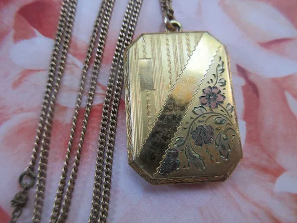 Vintage Rectangular Picture Locket Necklace Flowe… - image 2