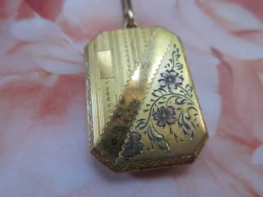 Vintage Rectangular Picture Locket Necklace Flowe… - image 3